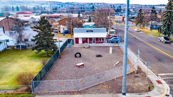 Mission Mountain Pet Service Inc.: 11 7th Ave W, Polson, MT 59860